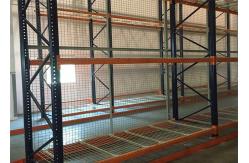 China Adjustable Pallet Racking System , Robot Welding Wire Mesh Decking For Warehouse supplier