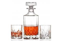 China Lead Free Clear Red Wine Decanter , Unique Shaped Whiskey Liquor Glass Set supplier