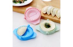 China Household Plastic Dumpling Maker Dumpling Maker Creative Dumpling Skin Mold Kitchen Gadget Tool supplier