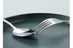China anti rust Silver Plated Stainless Steel Cutlery Set 72pcs supplier