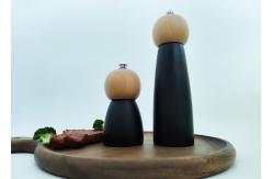 China Wood Pepper Grinder Manual Grinder With Adjustable Coarseness Ceramic Core supplier