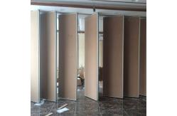 China MDF Finish Folding Partition Walls For Room Division Easy To Operate supplier