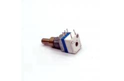 China Brass 250VAC Rotary Switch Potentiometer Volume Knob 8mm For Speaker supplier
