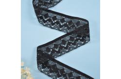 China OEM Crochet Ribbon Cotton Lace Border With Flower Width 5cm supplier