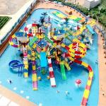 OEM Service Colorful Outdoor Water Play Park Equipment For Adult Children for sale