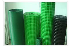 China 3.5mm Coated Welded Wire Mesh，7ft Galvanized Stainless Steel Mesh Roll supplier