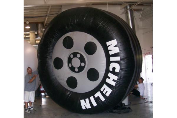 inflatable advertising car tire / inflatable promotion products