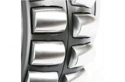 China Double Row Vertical Seat - Aligning 23024 Spherical Roller Bearing C Cage Tpye supplier