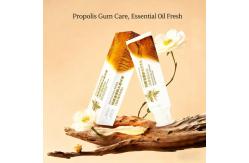 China Natural Whitening Propolis Toothpaste with 130g/box and 3 Years Shelf Life for Gentle Oral Care supplier