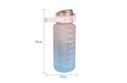China Unisex Sports Silicone Water Bottle Customized Logo 2000ml Water Bottle With Straw supplier
