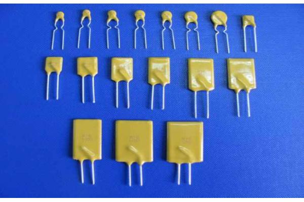 16V 3A Automotive Circuitry Polyswitch Resettable Fuse For Protection
