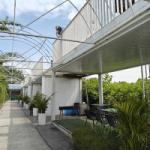 BBQ Area Prefab Folding Container House , Modern Collapsible Container Homes for sale