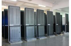 China 42 Inch 55 Inch LCD Digital Signage Screens Custom Accepted With Charging Station supplier