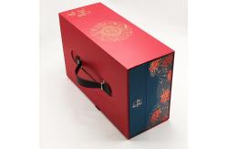 China Custom Paper Full Moon Cake Box Packaging With Handle Bakery Packaging Container supplier