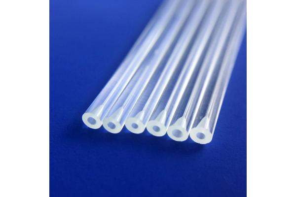 High Purity Quartz Capillary Tube High Temperature Resistant Circular Horn Mouth