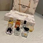 Perfume Gift Rigid Packaging Box Reusable Matt Lamination Printing