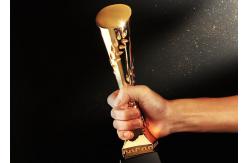 China Gold Plated Polyresin Trophy Cylinder Shape Year - End Bonus For Enterprise Staff supplier