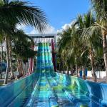 OEM ODM Aqua Water Slide Playground Fiberglass Water Slide Rainbow for sale