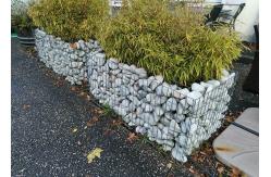 China Galvanized 2*1*1m Gabion Fence System For Garden supplier
