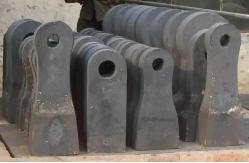 China Customized High Quality High Manganese Steel Alloy Crusher Hammer Head For Mines supplier