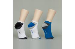 China Polyester Elastane Anti Slip Socks With Odor Resistant Breathbale Surface supplier
