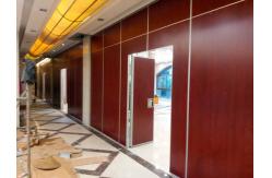 China Office Folding Sound Proof Partitions / Movable Foldable Wall Partition System supplier