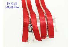 China High End High Polished Metal Separating Zipper Red Tape Customized For Coveralls supplier