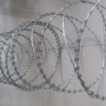 CBT Razor Barbed Wire For Fortification Anti-Rust Razor Blade Barbed Wire Double Strand In Rolls for sale
