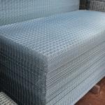 50*50mm Galvanized Wire Mesh Garden Fence Panels For Cages 1-3m Width for sale