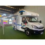 Customized RV Caravan Van 130km/h , 4x2 Small Family Camper Van Mobile Travel for sale