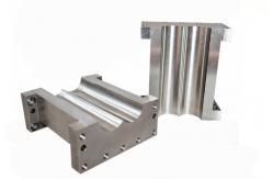 China 30mm Distance Screw And Barrel For Plastic Extruder Machine supplier