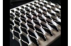China Heavy Duty Walkway Channel Grip Strut Perforated Metal Plank Grating 5 Diamonds supplier