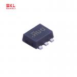 SI1029X-T1-GE3 MOSFET Power Electronics  High-Efficiency Low-Voltage Switching for Maximum Performance for sale