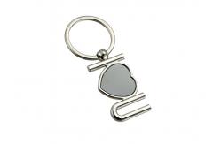 China Cute Heart Shape Metal Keychain Custom Logo Laser Engraving Key Holder supplier