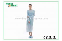 China Disposable Medical CPE Isolation Gown With Thumb Cuff supplier