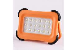 China Emergency Solar Floodlight 50w Portable Version Water Proof supplier
