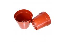 China Red Hard PE Coated Round 1 Gallon Nursery Pots With Plastic Tray supplier
