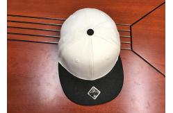China Unisex Wool Acrylic Snapback Flat Brim Cap Adjustable Plastic Back Closure supplier