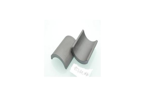Industrial Cup Shape Ferrite Segment Magnets Charcoal Gray