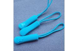 China Injection Molding PE ISO9001 Zipper Slider Puller supplier