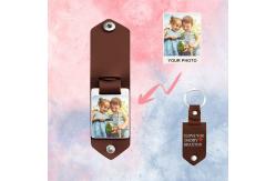 China SS316L Leather Photo Key Chain With Engraving Words supplier