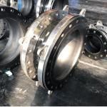 Pn16pn10 Carbon Steel Flange Compensator Rubber Expansion Joint with Epoxy Rubber Sphere