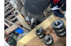China Cnc Machining Custom Size Spur Helical Rack Gear And Pinion supplier