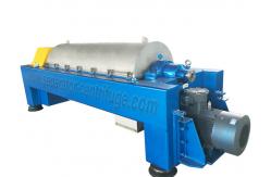 China Scroll Discharge Centrifuge 3 Phase Decanter Centrifuge Decanting Machine supplier