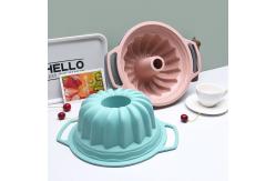 China Anti Scalding Handle Flower Design Silicone Cake Pan supplier