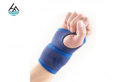 China Bule Weightlifting Wrist Wrap Wrist Bandage  With Hand Grips Pads supplier