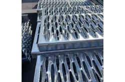 China Steel Grade Metal Expanded Sheet Mesh with 30mm X 10mm Opening supplier