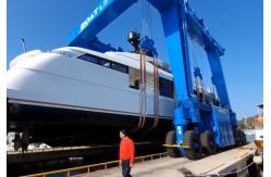 China Customized 10-1200 Tonnes Ship Lifting Crane A5-A8 Working Class supplier