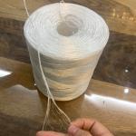 UV Stabilised Black White Polypropylene yarn 1000m/kg 1200m/kg 1500m/kg Tomato trellis and Vine twine for sale
