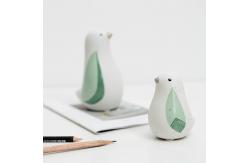 China Beautiful Ceramic Bird Glazed For Home Decoration Customize Nontoxic supplier
